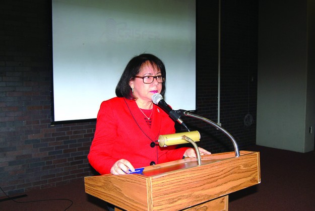 ➥➥ Cónsul General Carmen Milagros Almonte.