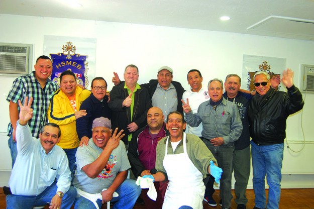 ➥➥ Miembros de la Tercera Cuadrilla celebran reelección de Manuel “Maito” Luyo.