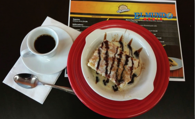 Un delicioso "tres leches" con un "Guayoyo".