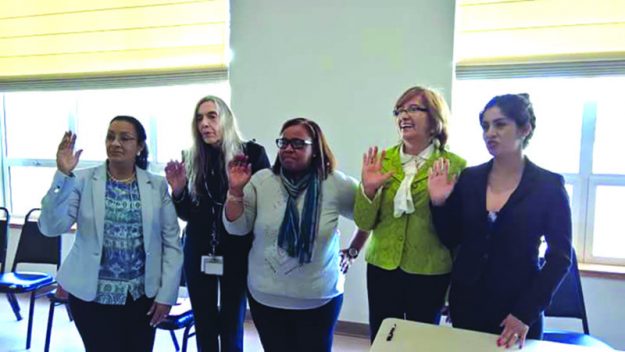 ➥➥ Parte de la Nueva Junta. De izquierda a derecha: Miriam Morales, Grace García, Magalis Troncoso, Nelly Kleinerman y Rocío Jorge.