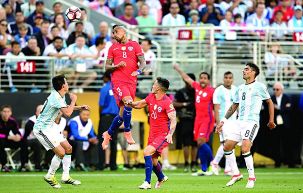 26-27-chile la roja