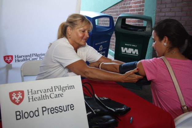 Los exámenes de salud ayudan a prevenir enfermedades.