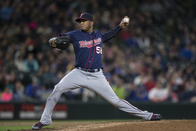 Los bateadores siniestros promedian una línea de .163/.192/.26 contra Fernando Abad en la temporada actual. Foto: AP.