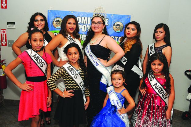 En la foto de izquierda a derecha (arriba): Karla, Amy; Miss Boston Loma Larga 2015- 2016, Jennifer Chavarria; Keiri y Guadalupe. De izquierda a derecha (abajo): Maybelin, Litzy; Miss Chiquitita 2015- 2016, Bailey Estrada y Nataly.