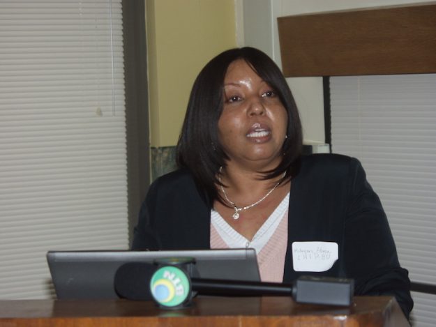 Milagros Abreu, directora de Latinos Health Insurance Program, habla con El Mundo Boston.