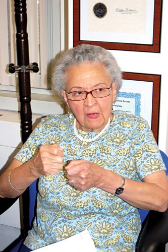 Poetisa Rhina Polonia Espaillat habla con El Mundo Boston.