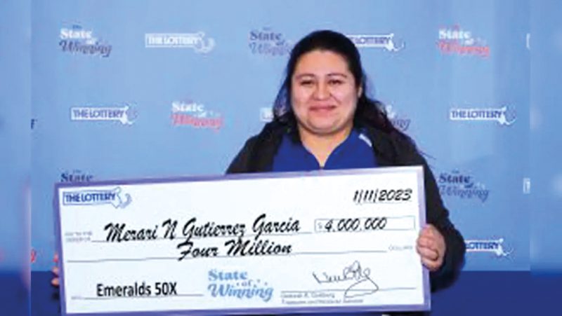 Meran Gutiérrez García de Revere reclamó su premio ganador de un boleto instantáneo y dijo que lo primero que hará es comprarse una casa.