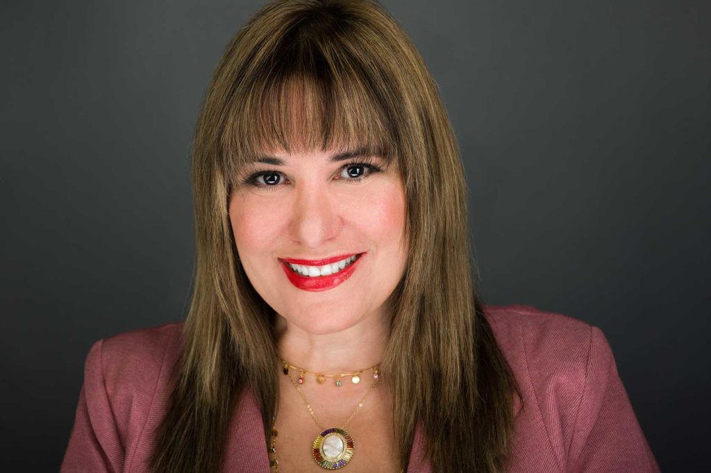 Eneida Roman headshot
