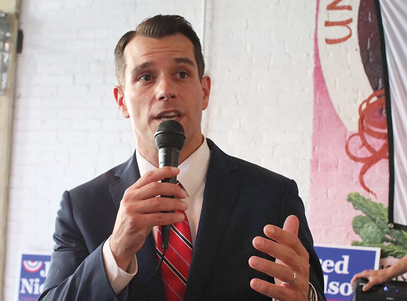 Alcalde Jared Nicholson en su primer discurso sobre el estado de la ciudad