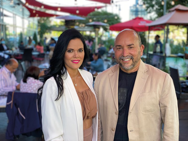 Nivia Piña-Medina 
Orgullo boricua.