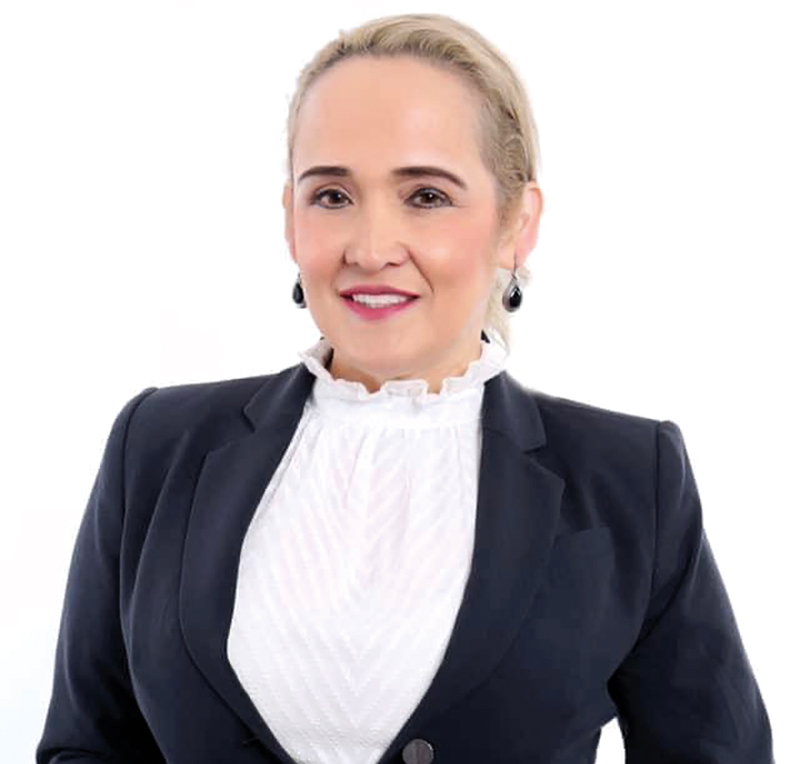 Lucy Pineda 