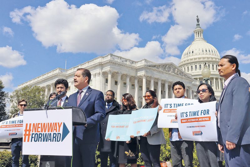 Nuevo proyecto de Ley "New Way Forward" para eliminar el racismo sistémico de leyes de inmigración