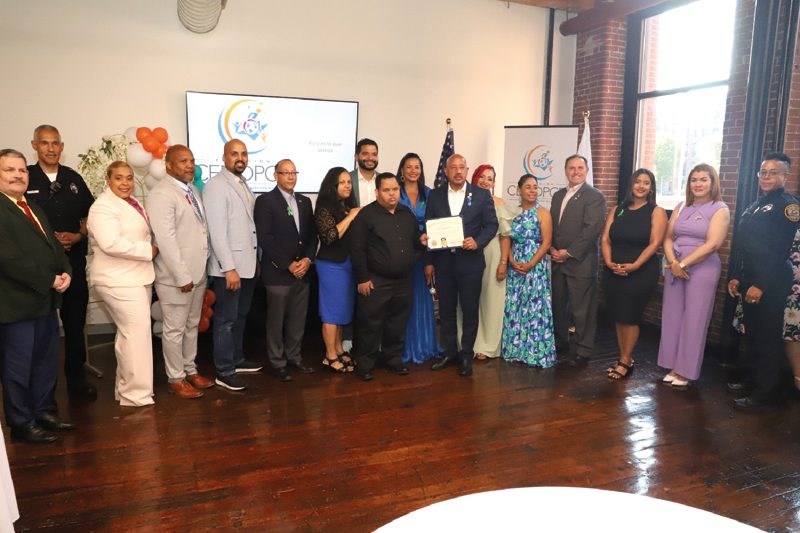 Inauguran local para entrenar a padres en educación especial