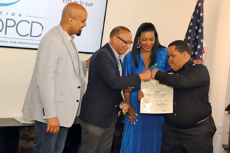 Inauguran local para entrenar a padres en educación especial