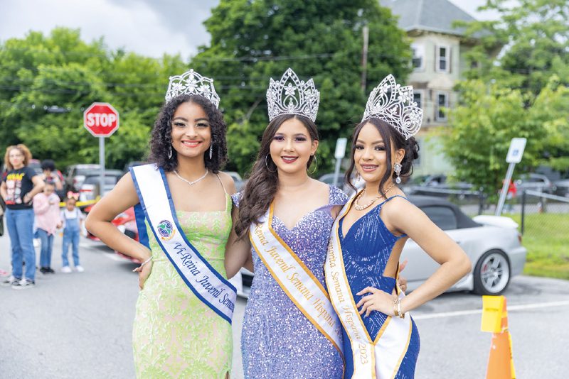 Lawrence Semana Hispana reinas