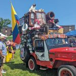 Celebrando Colombia en Revere