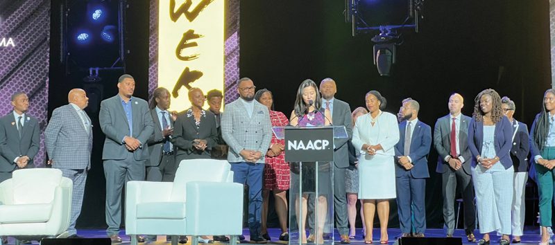 Michelle Wu en Convención Nacional Anual de la NAACP.