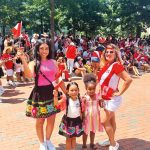 Peruanos celebran independencia en Boston