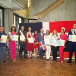 Izamiento bandera dominicana en Boston