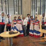 Izamiento bandera dominicana en Boston