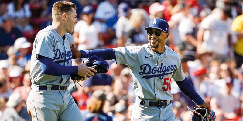 Mookie Betts suena otro jonrón y Dodgers derrotan a Red Sox