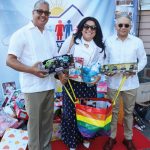 Mision Pais recaudando juguetes para Republica Dominicana