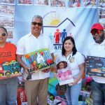 Mision Pais recaudando juguetes para Republica Dominicana