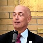 El representante republicano estatal Steven Xiarhos