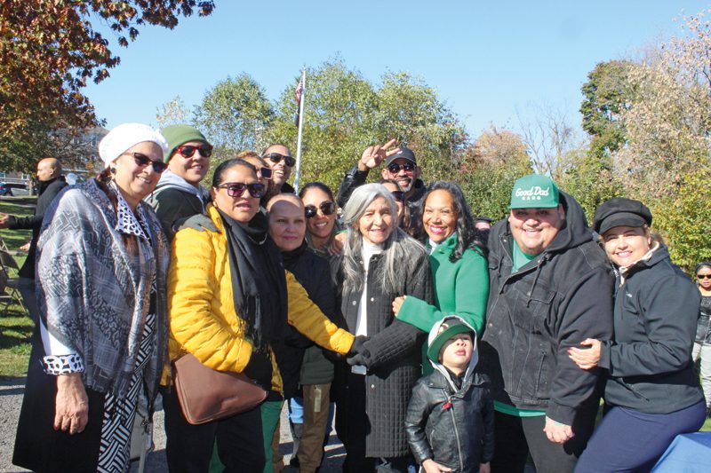 Isabel Meléndez con su familia