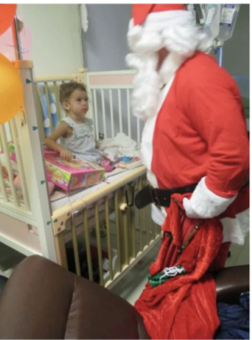 Anthony Galluccio, ex-alcalde de Cambridge ayudando a niños con cancer