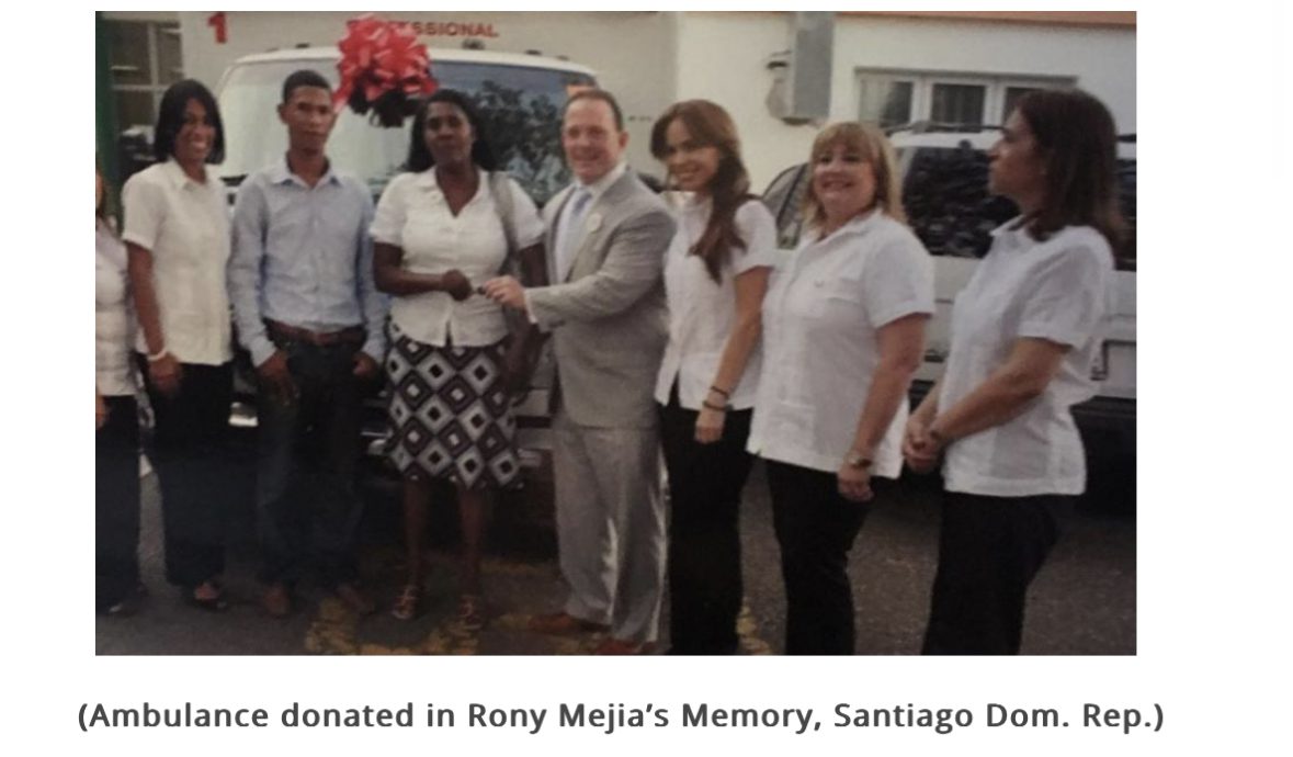 Anthony Galluccio, ex-alcalde de Cambridge ayudando a niños con cancer