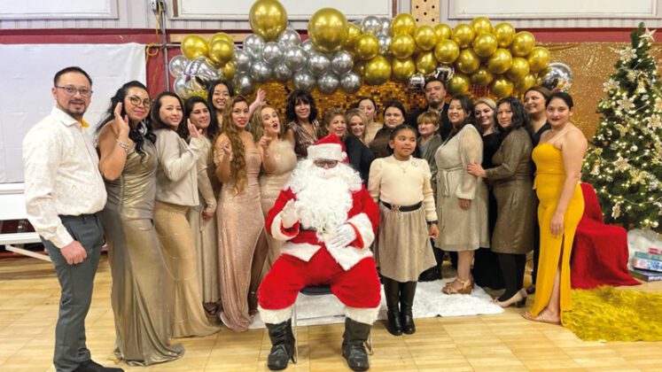 Latinos Unidos de Massachusetts (LUMA) Celebra fiesta navide&ntilde;a