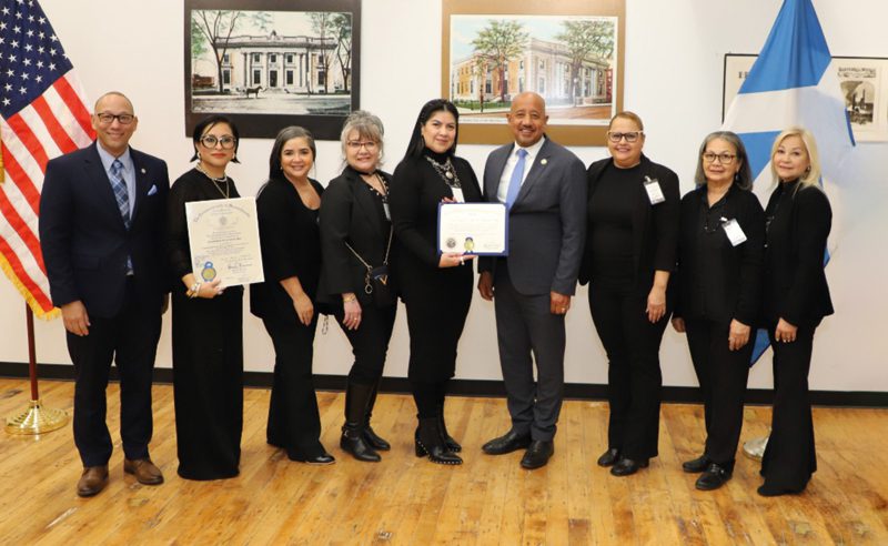 Inauguran Centro Cultural
y Artístico de Nueva Inglaterra