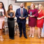 Lisanna Paulino, Massiel Torres, Enrique Pepén, Concejal Julia Mejía y Rev. Katie Cole
