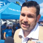 Gente votando en las elecciones de El Salvador