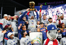 ¡Venezuela Campeón! Los Tiburones de La Guaira son los campeones del Caribe por primera vez en su historia.